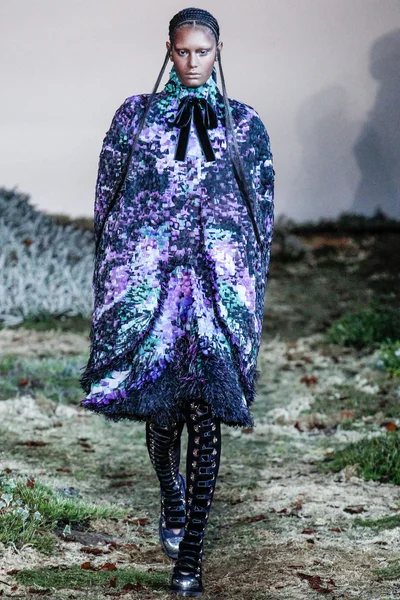 Look 23